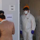 España registra más de 100.000 casos de coronavirus por primera vez durante la pandemia
