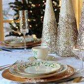 Imagen de archivo de una mesa preparada para la cena de Navidad Imagen de archivo de una mesa preparada para la cena de Navidad
