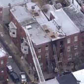 Siete niños mueren en un incendio en un edificio de Filadelfia 