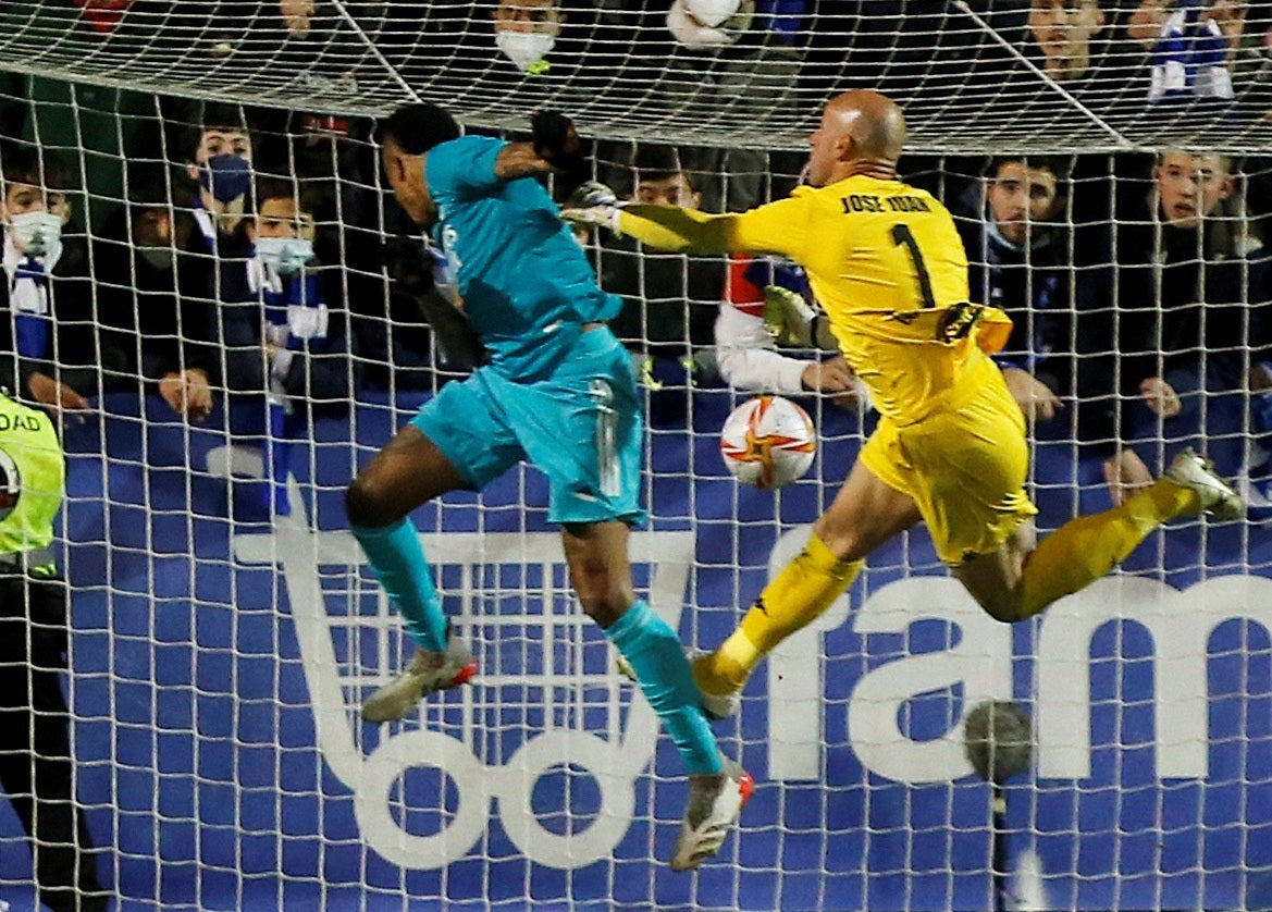 José Juan Figueiras, portero del Alcoyano: "El último gol ha sido una jugada que ha pasado en un segundo" José Juan Figueiras, portero del Alcoyano: "El último gol ha sido una jugada que ha pasado en un segundo"