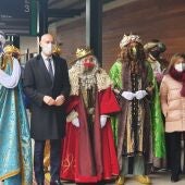 Los Reyes Magos llegan a la estación de tren de León