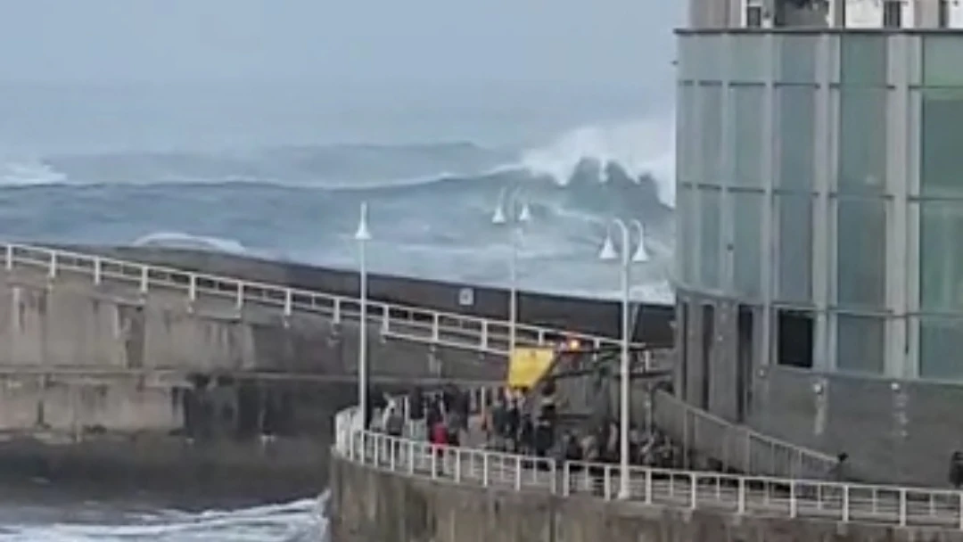 Muelle Nuevo de Luarca Muelle Nuevo de Luarca