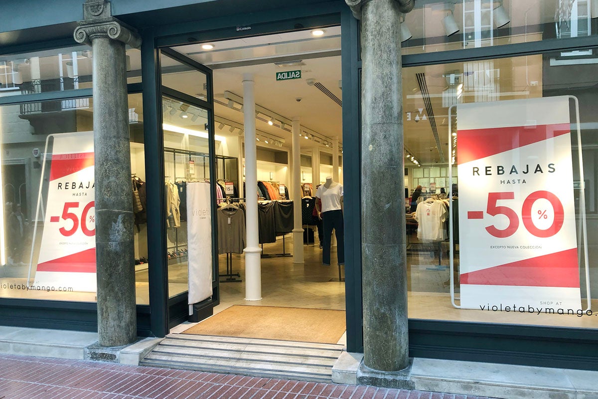 Rebajas en Zara, Mango, El Corte Inglés: Cinco consejos para comprar con cabeza y evitar estafas Rebajas en Zara, Mango, El Corte Inglés: Cinco consejos para comprar con cabeza y evitar estafas