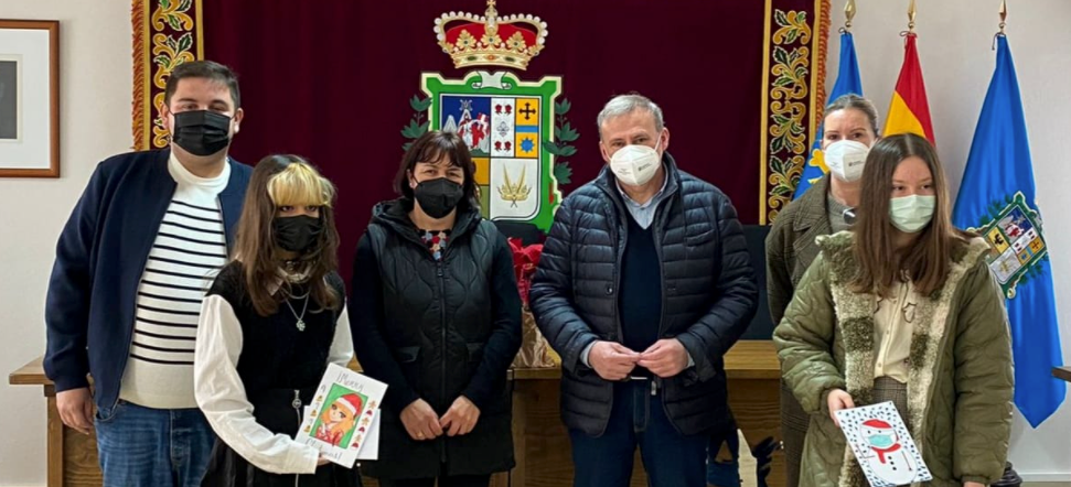 El concejo de Parres entregó los premios de su concurso de postales navideñas El concejo de Parres entregó los premios de su concurso de postales navideñas