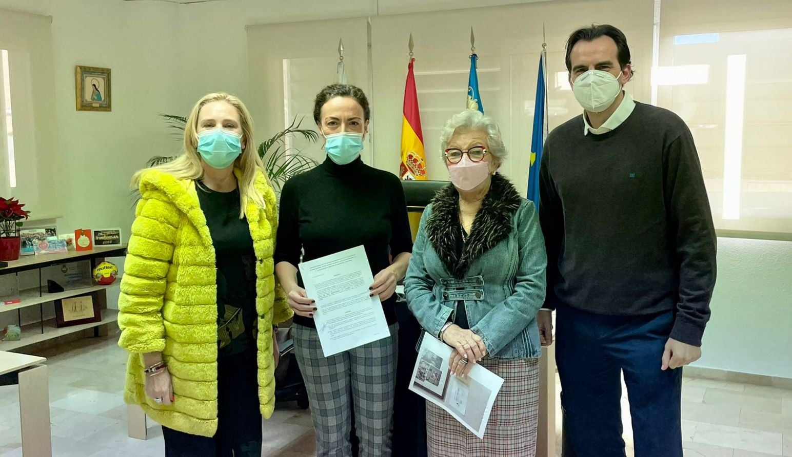 Compromiso a donar 1 euro a Alimentos Solidarios por cada cliente que solicite la factura digital antes del 5 de junio de 2022 Compromiso a donar 1 euro a Alimentos Solidarios por cada cliente que solicite la factura digital antes del 5 de junio de 2022