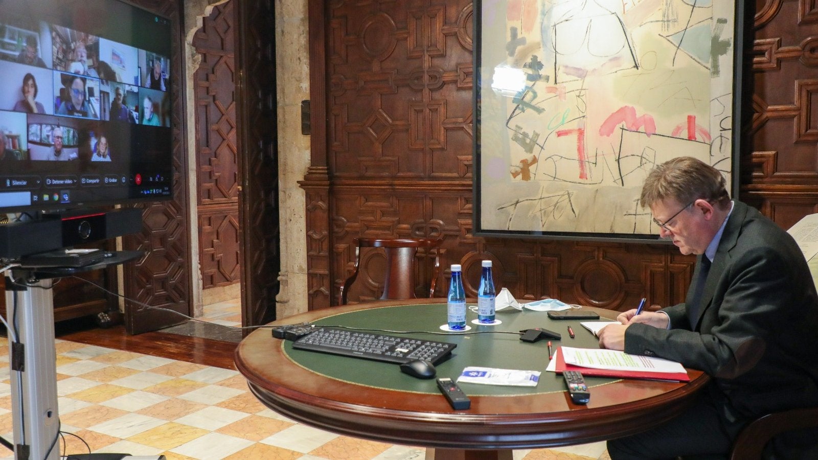 La Generalitat aborda la situación de la pandemia en la Comunitat Valenciana La Generalitat aborda la situación de la pandemia en la Comunitat Valenciana