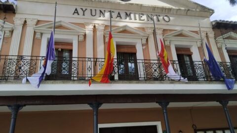Fachada del Ayuntamiento de Daimiel Fachada del Ayuntamiento de Daimiel