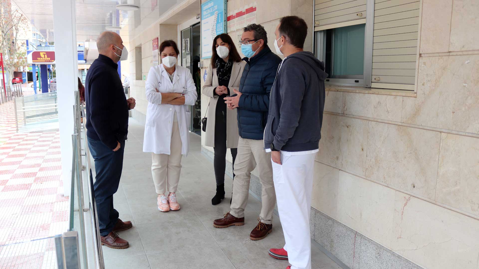Benidorm gasta 50.000 euros en reparar el C.S. del Rincón de Loix mientras espera que Conselleria ejecute el nuevo Benidorm gasta 50.000 euros en reparar el C.S. del Rincón de Loix mientras espera que Conselleria ejecute el nuevo