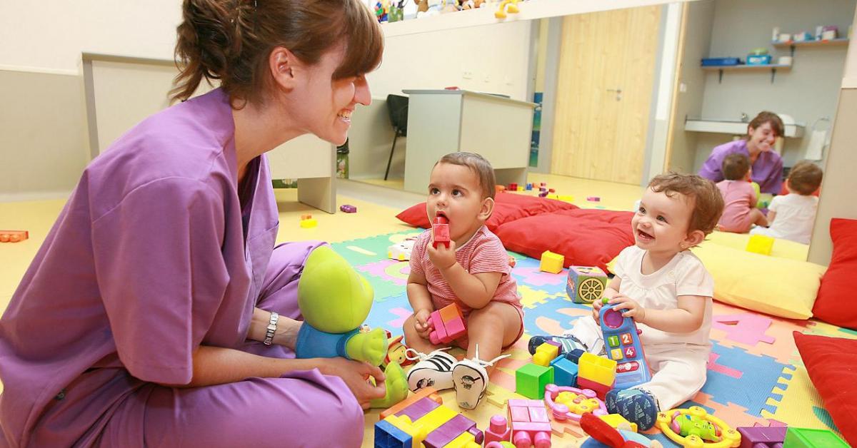 "Las nuevas aulas de 1 y 2 años tendrán vacaciones escolares, lo que no ayuda a la conciliación familiar" "Las nuevas aulas de 1 y 2 años tendrán vacaciones escolares, lo que no ayuda a la conciliación familiar"