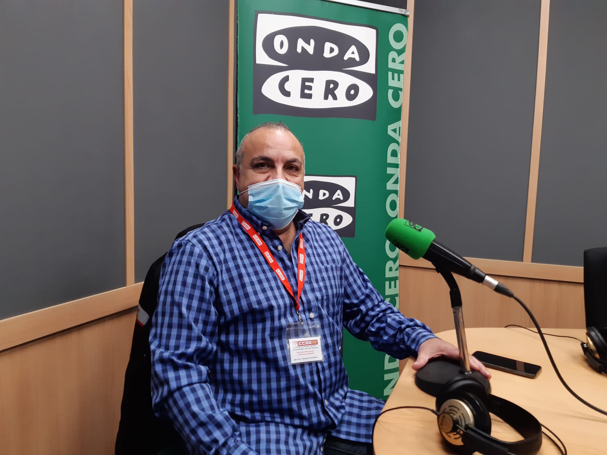 En Alicante 'Atención Primaria está desbordada y la presión hospitalaria se mantiene gracias al alto índice de vacunados' En Alicante 'Atención Primaria está desbordada y la presión hospitalaria se mantiene gracias al alto índice de vacunados'