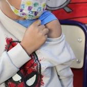 Sanitat retoma la vacunación infantil en los colegios de la Comunitat. Sanitat retoma la vacunación infantil en los colegios de la Comunitat.