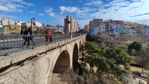 Puente sobre el Amadorio en LA Vila Joiosa Puente sobre el Amadorio en LA Vila Joiosa