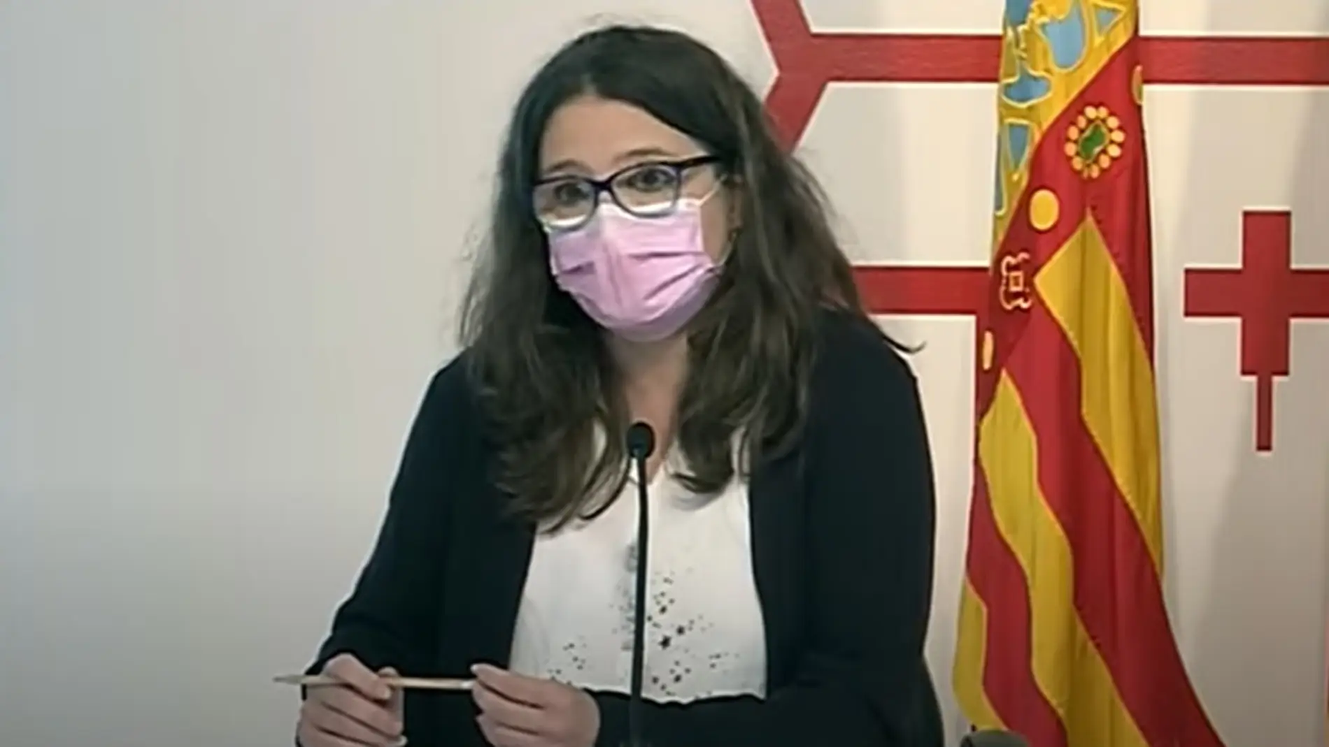 La vicepresidenta de la Generalitat Valenciana y portavoz del Consell, Mónica Oltra, en rueda de prensa.