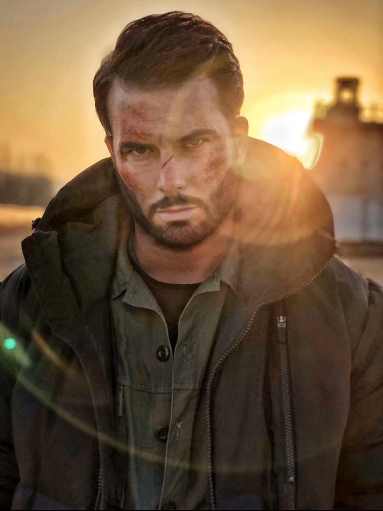 Roberto Gilabert, el actor español que triunfa en la cartelera china Roberto Gilabert, el actor español que triunfa en la cartelera china