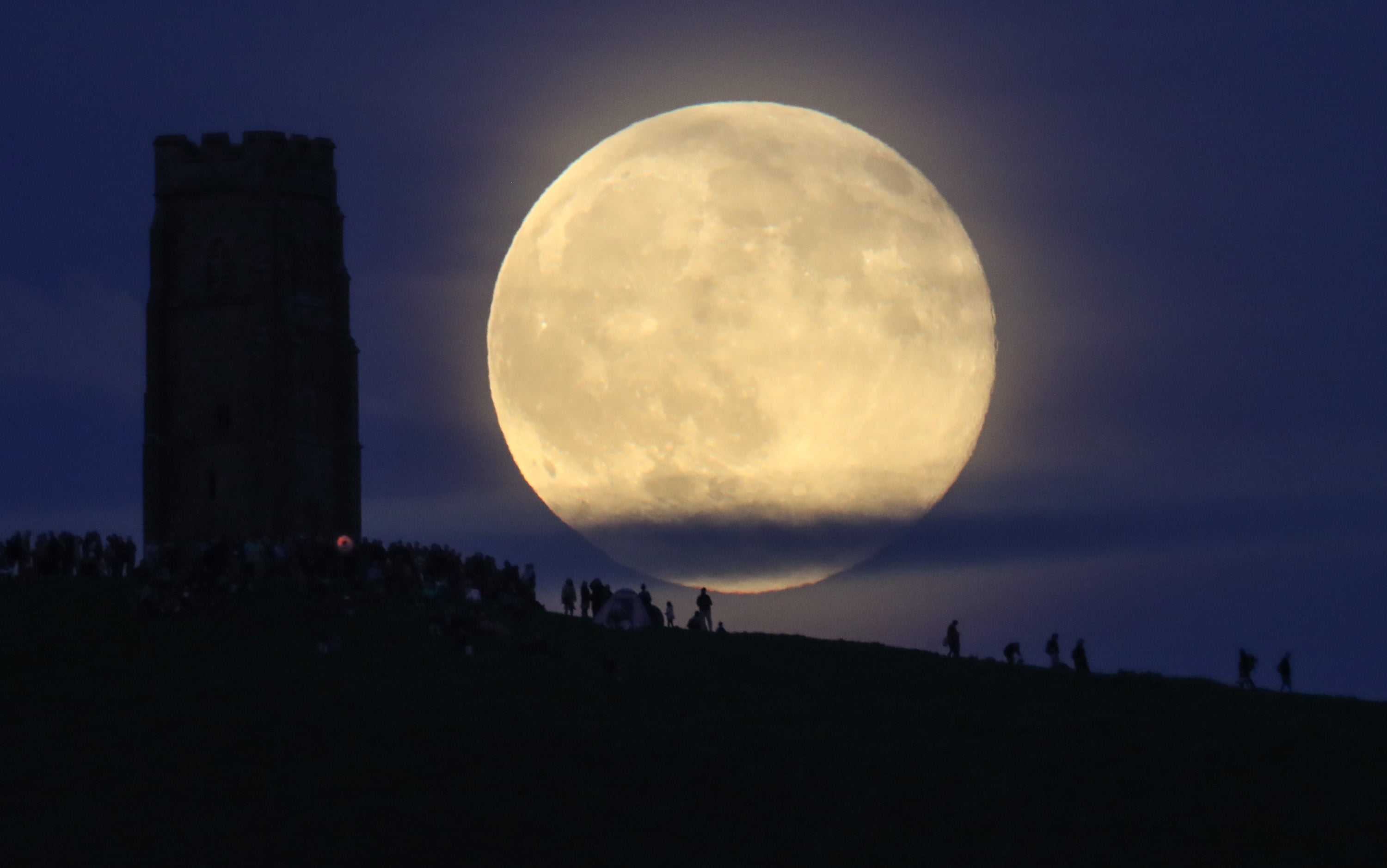 Descubre la mejor manera de ver este año las perseidas que coinciden con la luna llena de agosto Descubre la mejor manera de ver este año las perseidas que coinciden con la luna llena de agosto