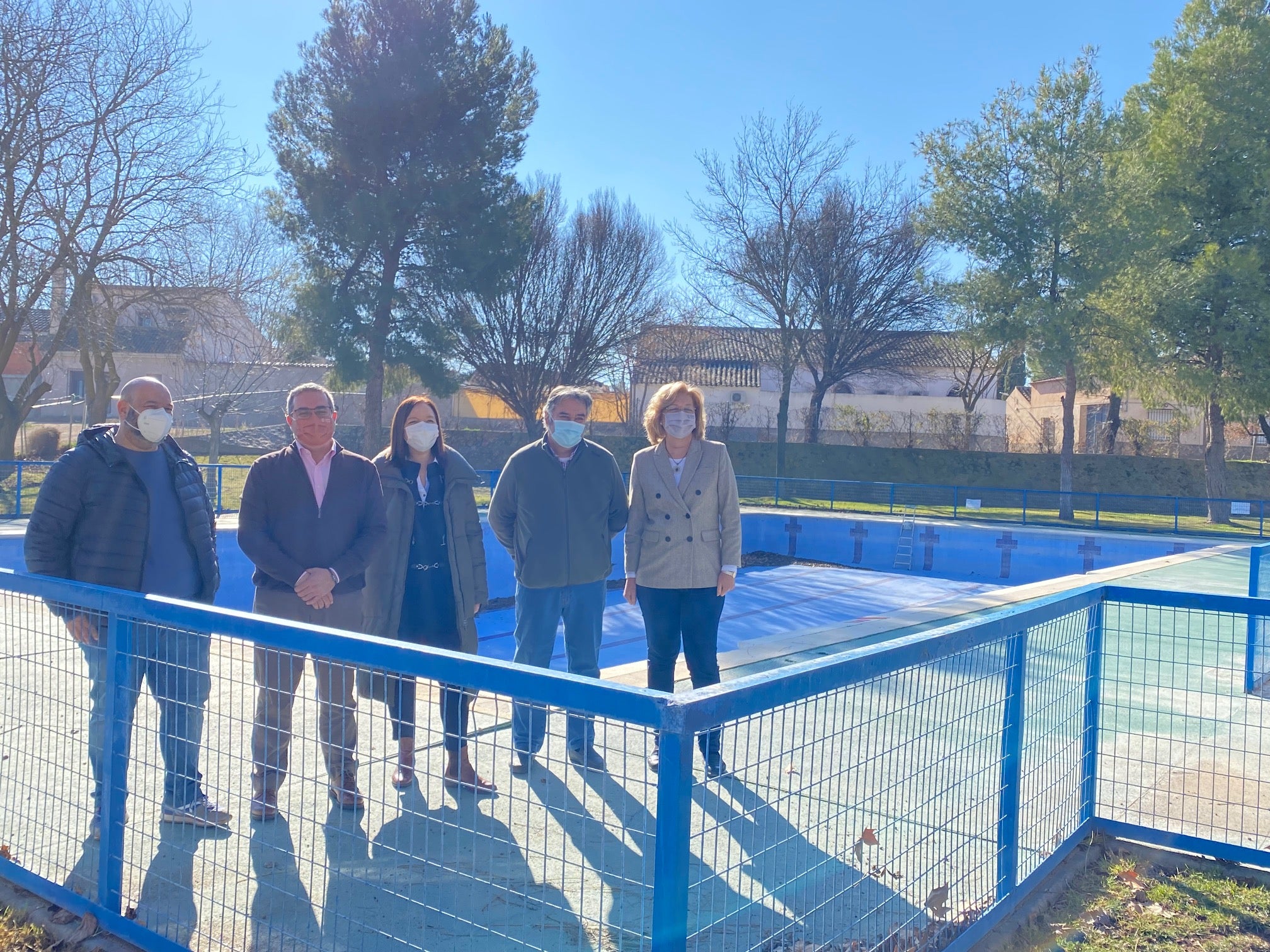 Obras de vallado y mejora de las instalaciones de la piscina de Alameda Obras de vallado y mejora de las instalaciones de la piscina de Alameda