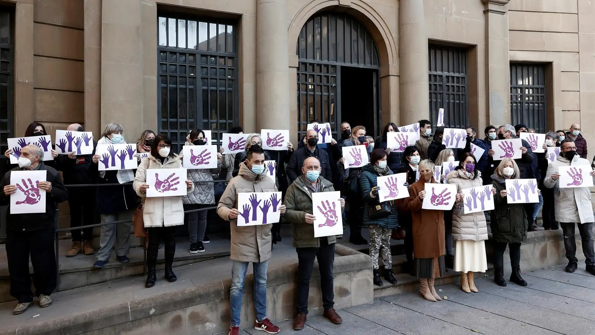 Protesta en repulsa del asesinato de Sara Pina, en Tudela