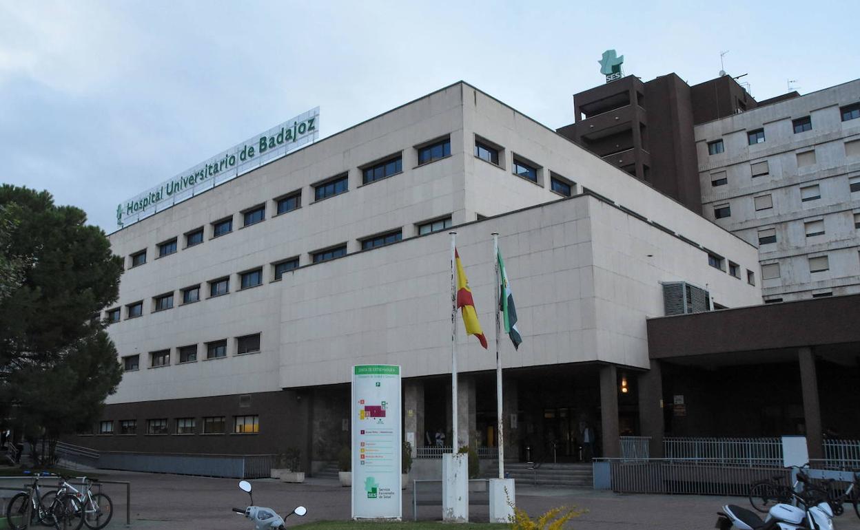 Un hombre de 59 años resulta herido grave al ser atropellado en la ciudad de Badajoz Un hombre de 59 años resulta herido grave al ser atropellado en la ciudad de Badajoz