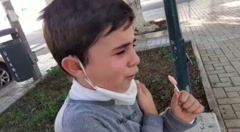 La respuesta viral del niño Mateo tras vacunarse contra el coronavirus y enterarse que tiene que ponerse otra dosis La respuesta viral del niño Mateo tras vacunarse contra el coronavirus y enterarse que tiene que ponerse otra dosis