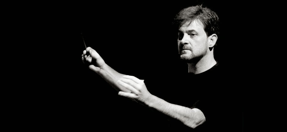 Álvaro Albiach vuelve en Badajoz a dirigir a la Orquesta de Extremadura por primera vez como principal director invitado Álvaro Albiach vuelve en Badajoz a dirigir a la Orquesta de Extremadura por primera vez como principal director invitado