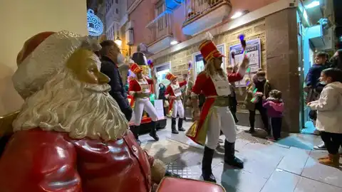 Una calle de Cádiz en una actividad de CCA Cádiz Una calle de Cádiz en una actividad de CCA Cádiz