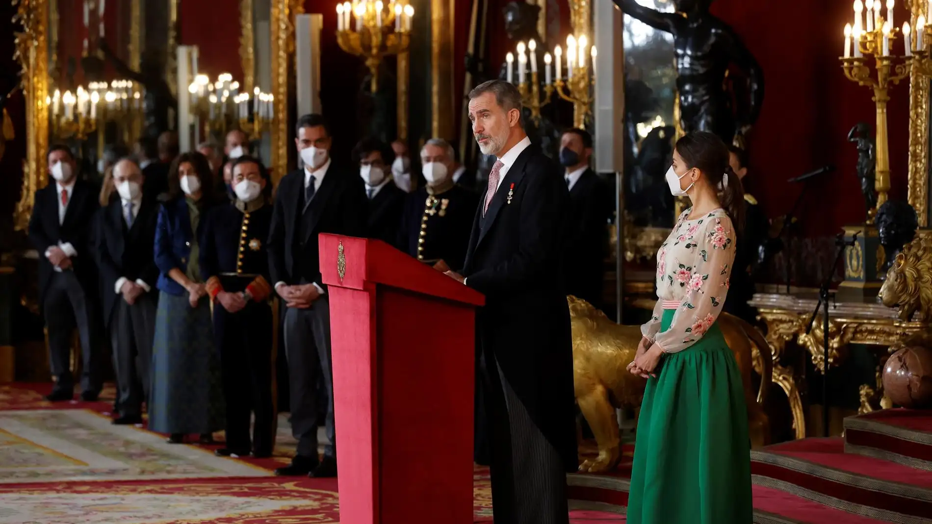 El rey Felipe VI, la reina Letizia y el presidente del Gobierno, Pedro Sánchez reciben al cuerpo diplomático acreditado en España