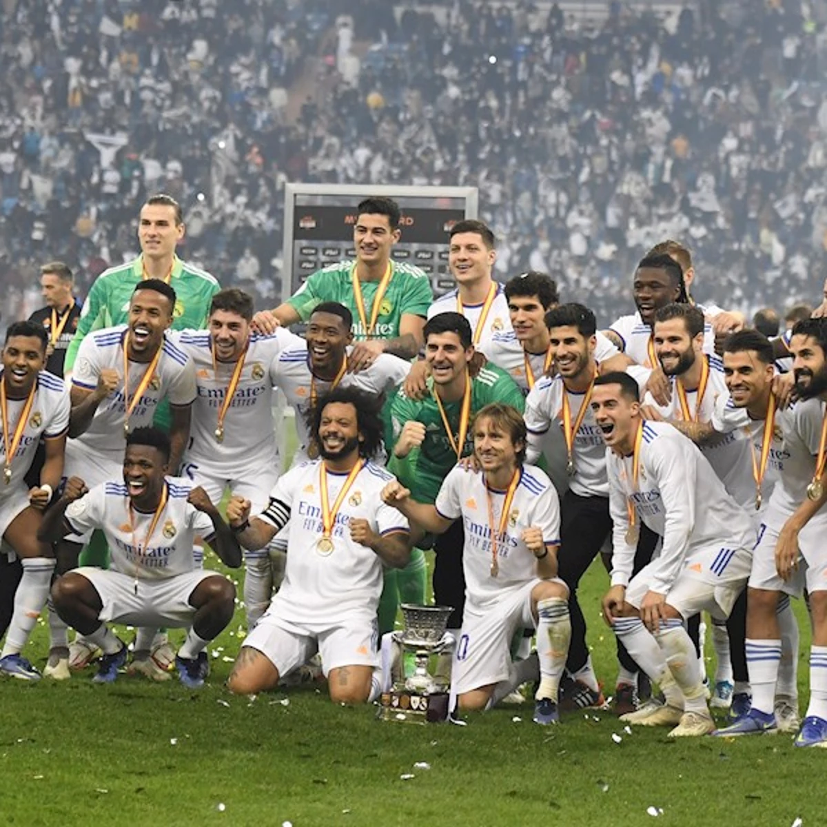 Qué primas recibirán los jugadores del Real Madrid por ser campeones de  Liga? | Onda Cero Radio