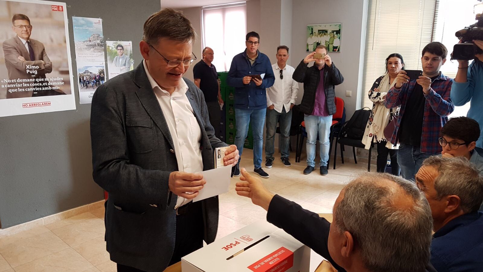 Puig desea que se inicie un espacio de cooperación tras la elección de Falomir como nuevo secretario general Puig desea que se inicie un espacio de cooperación tras la elección de Falomir como nuevo secretario general