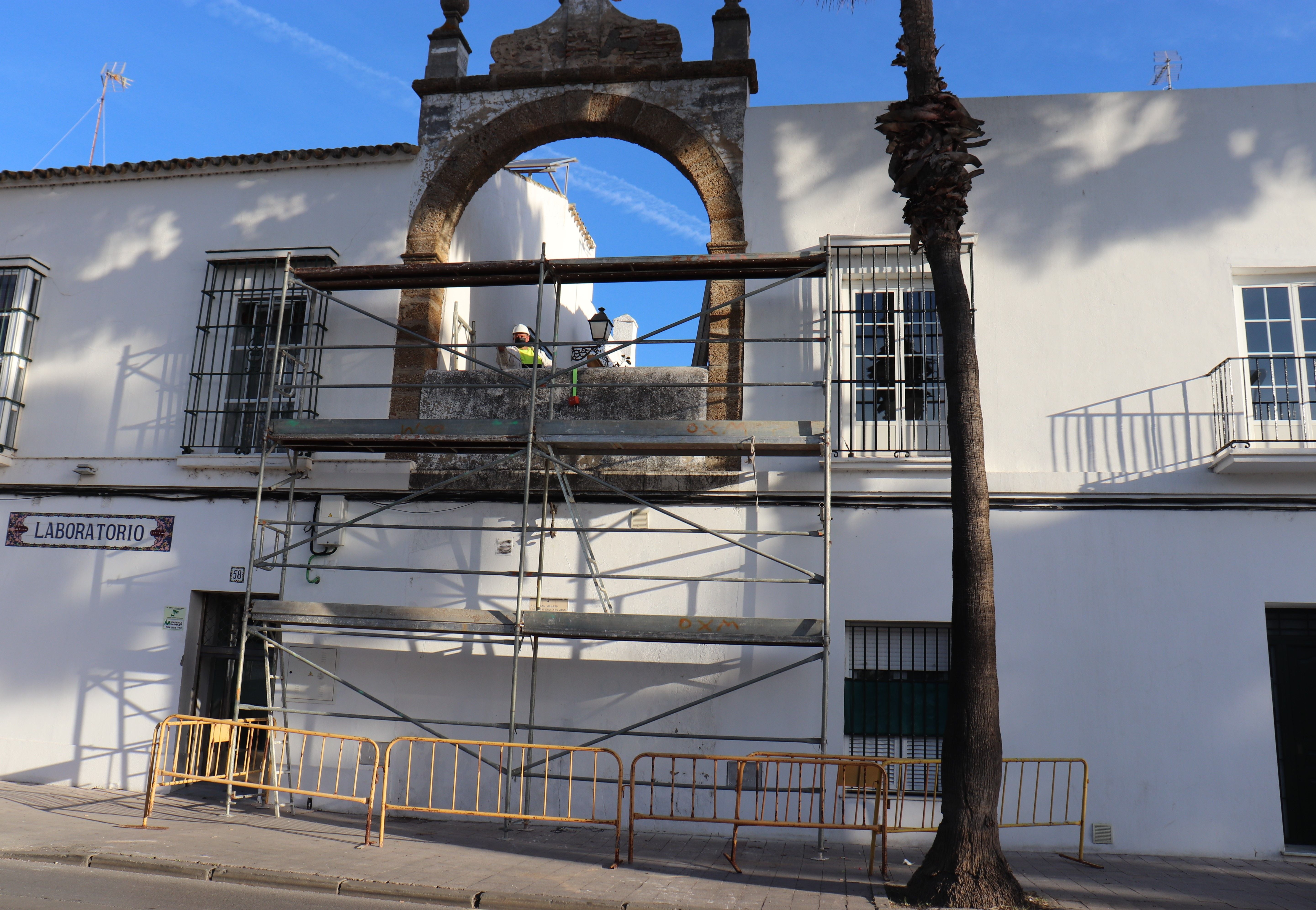 Puerto Real actuará para proteger la histórica piedra ostionera del Callejón del Arco Puerto Real actuará para proteger la histórica piedra ostionera del Callejón del Arco