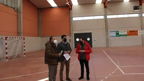 Reparación e mellora da cuberta do pavillón municipal do Concello da Merca Reparación e mellora da cuberta do pavillón municipal do Concello da Merca