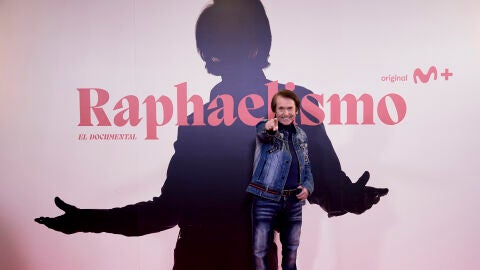 El cantante Raphael