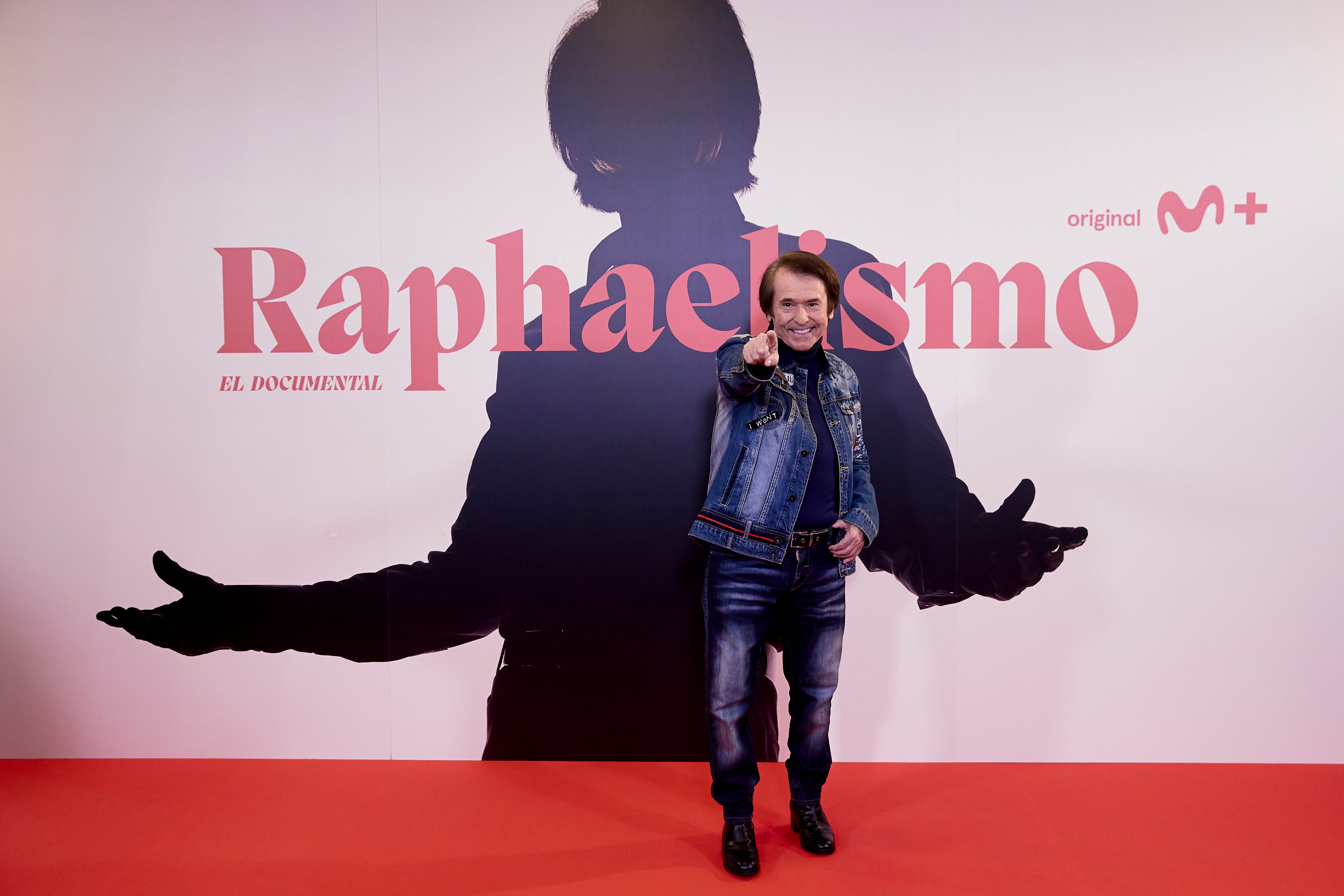 Historias de la tele con Borja Terán: Los momentos que convirtieron a Raphael en un artista único episode artwork