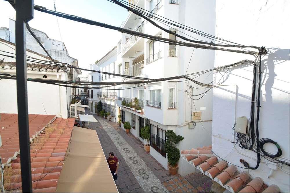 Mesa de redacción: Fin a la maraña de cables Mesa de redacción: Fin a la maraña de cables