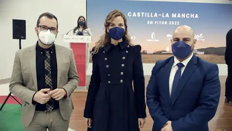 Zatón junto a Rodrigo y Barato Zatón junto a Rodrigo y Barato