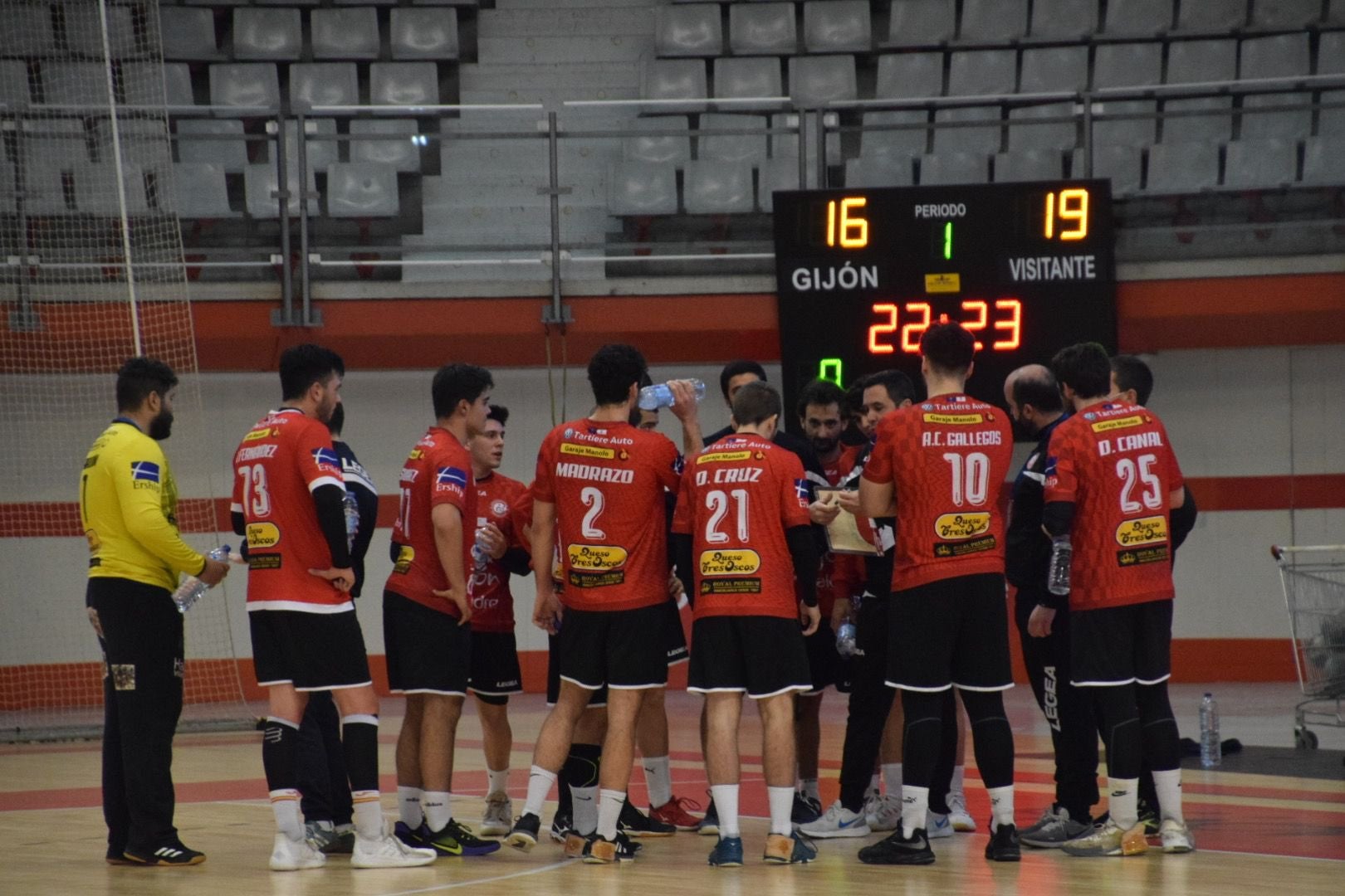 Los líderes sufren para ganar Los líderes sufren para ganar