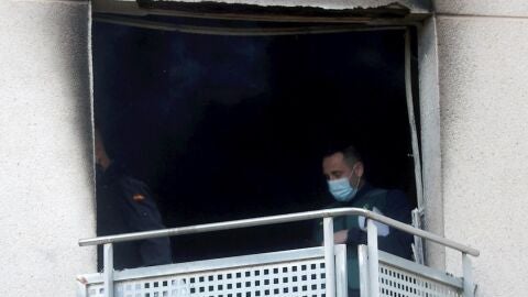  Miembros de la Guardia Civil en las instalaciones de la residencia de Moncada a primera hora