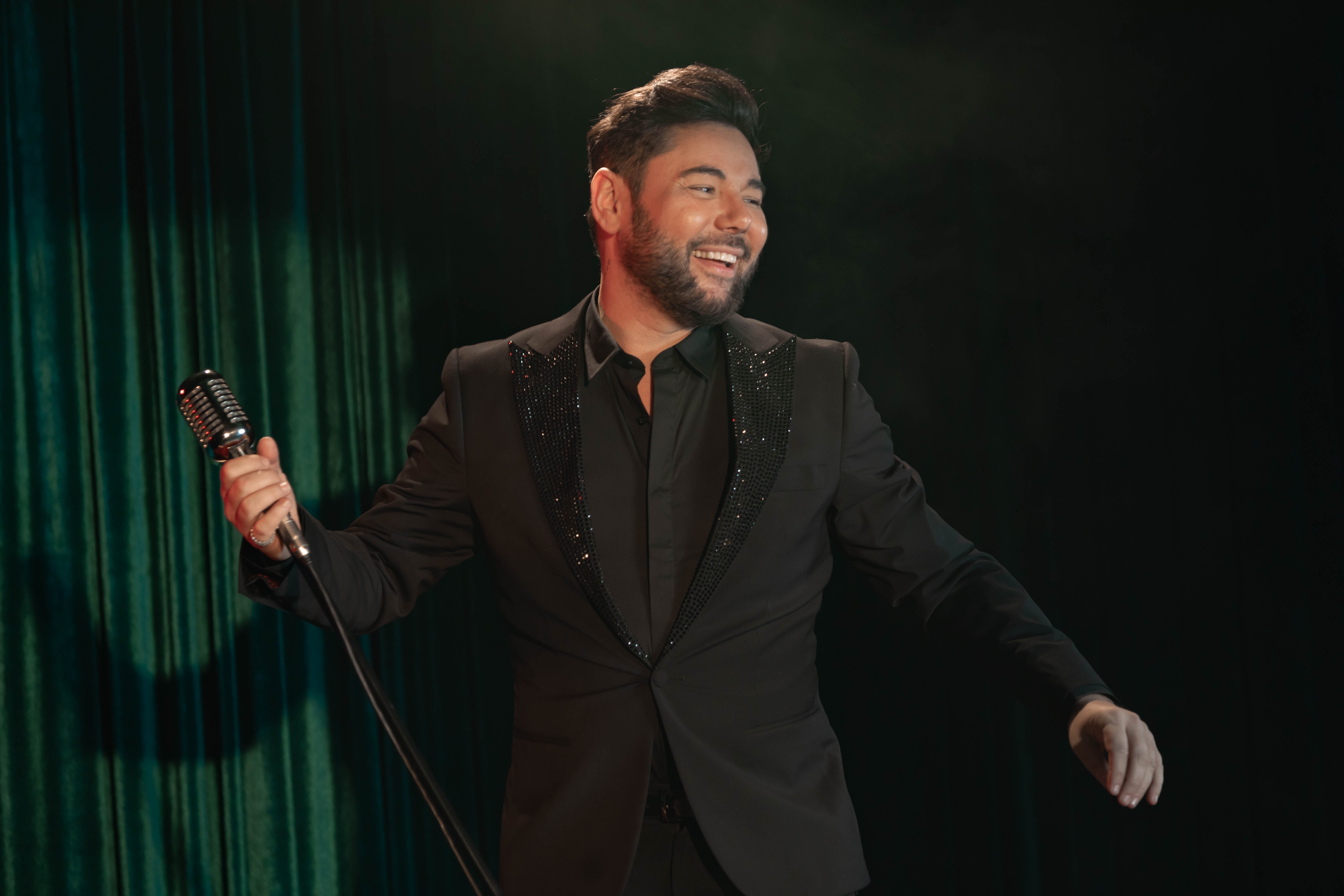 Miguel Poveda: "En todo lo que he cantado he intentado ser yo" Miguel Poveda: "En todo lo que he cantado he intentado ser yo"