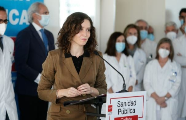 Díaz Ayuso presenta la videoconsulta a través de la Tarjeta Sanitaria Virtual Díaz Ayuso presenta la videoconsulta a través de la Tarjeta Sanitaria Virtual