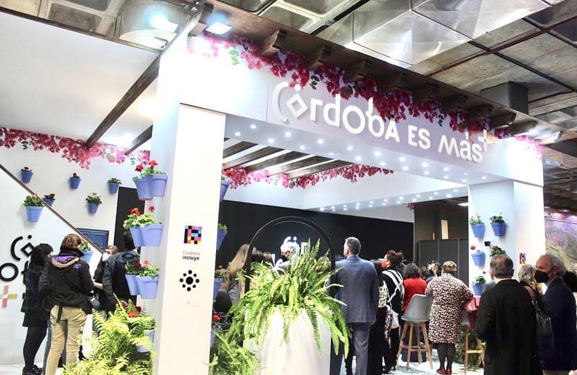 Lenta recuperación del turismo Lenta recuperación del turismo