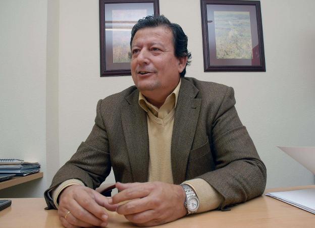 Fallece el empresario José Luis Ascarza que fuera presidente de la Confederación de Turismo de Extremadura Fallece el empresario José Luis Ascarza que fuera presidente de la Confederación de Turismo de Extremadura