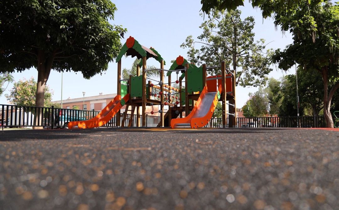 Parques infantiles renovados: València actuará en 42 áreas de juegos Parques infantiles renovados: València actuará en 42 áreas de juegos