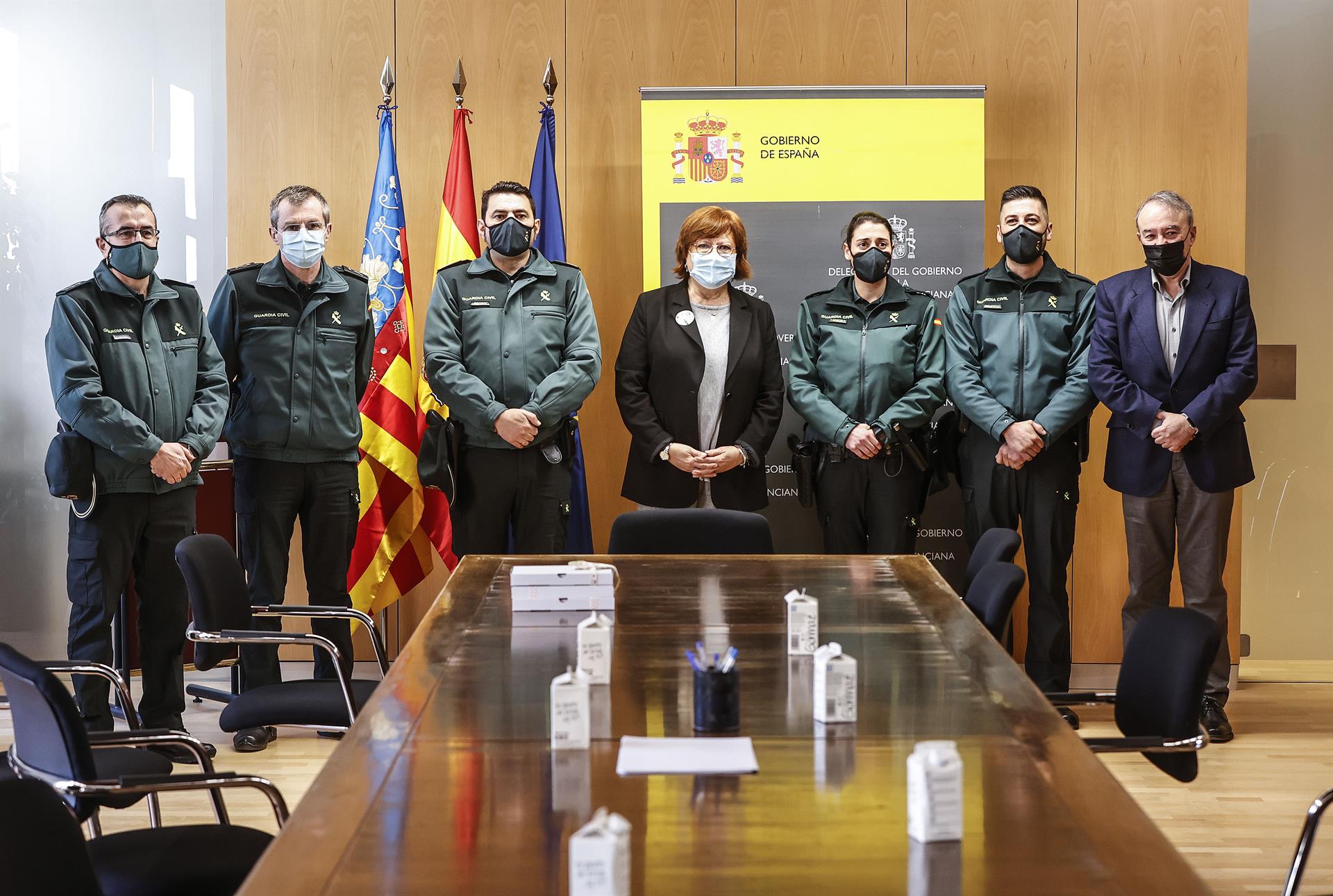 Guardias civiles del incendio de Moncada: "Salvamos vidas, y con eso nos tenemos que quedar" Guardias civiles del incendio de Moncada: "Salvamos vidas, y con eso nos tenemos que quedar"