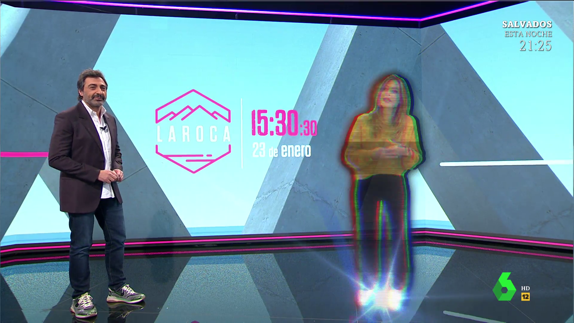 El divertido arranque de Juan del Val en La Roca tras el positivo en Covid de Nuria Roca: "¡Eres un holograma!" El divertido arranque de Juan del Val en La Roca tras el positivo en Covid de Nuria Roca: "¡Eres un holograma!"