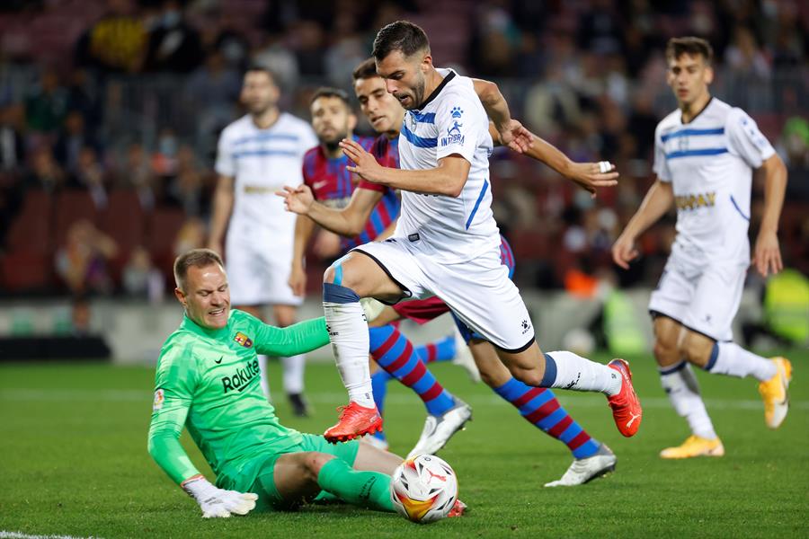 Alineación del Barcelona y el Alavés hoy en LaLiga Alineación del Barcelona y el Alavés hoy en LaLiga
