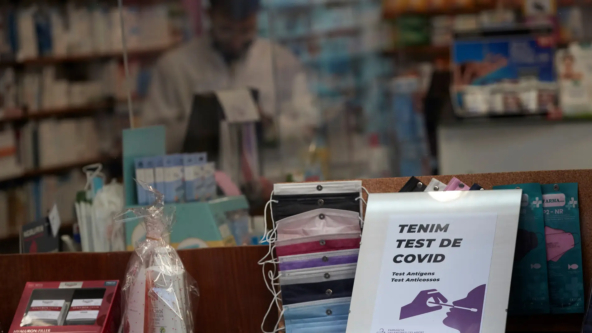 Datos coronavirus España: La incidencia desciende a 3.381 y se registran 253 fallecimientos