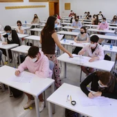 España dobla la media europea de jóvenes entre 25 y 34 años con solo estudios obligatorios España dobla la media europea de jóvenes entre 25 y 34 años con solo estudios obligatorios
