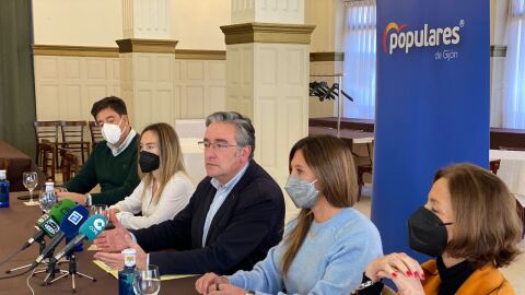 Rueda de prensa del PP de Gij&oacute;n