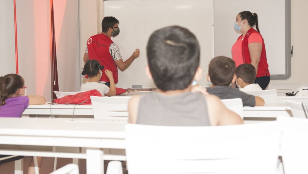 Cruz Roja Infancia. Voluntarios