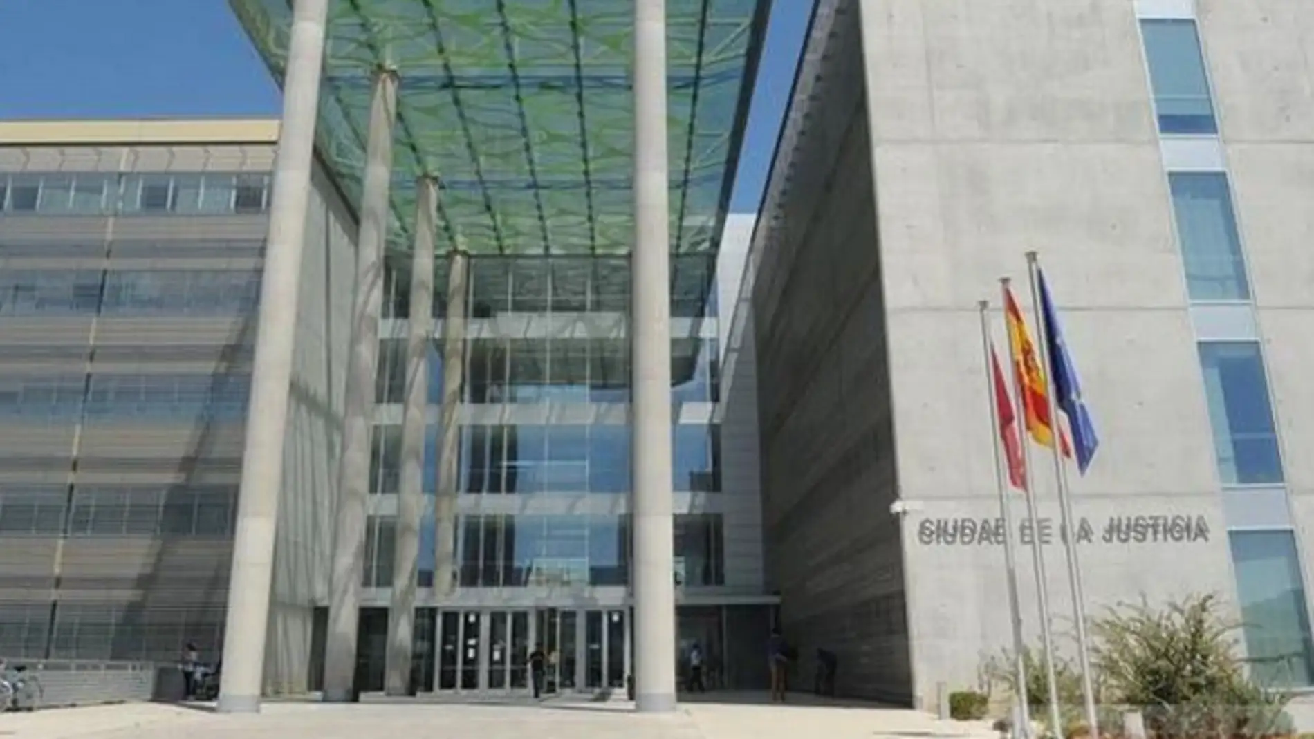 La Fiscalía informó el 2 de agosto al PSOE por correo electrónico de que había decretado el archivo de su denuncia por los vídeos renders de Ballesta