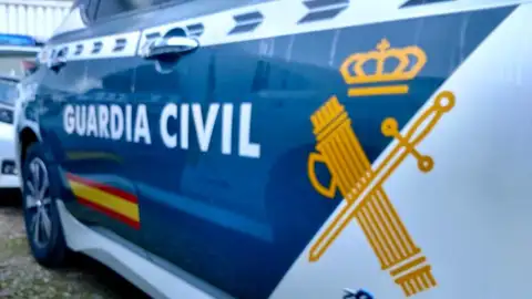 Desartellan unha banda que se adicaba a realizar roubos con forza na comarca de Monterrei Desartellan unha banda que se adicaba a realizar roubos con forza na comarca de Monterrei